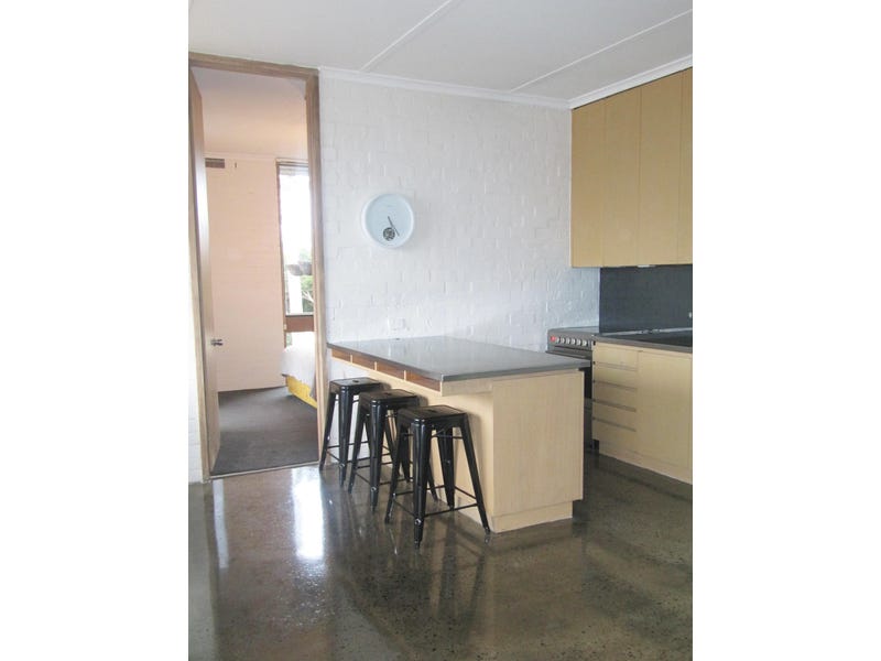 1 bedroom fully furnished CBD 5