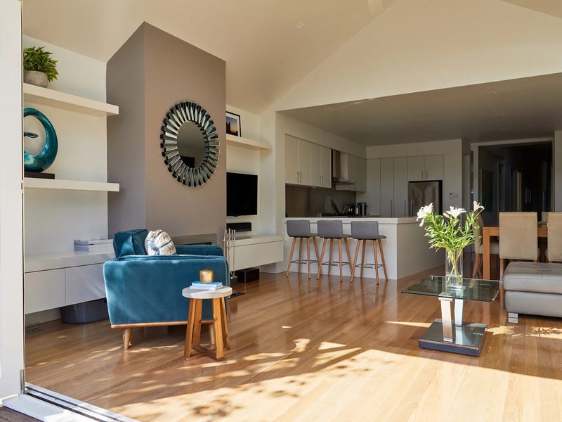Fully furnished terrace – 3,6,12 3