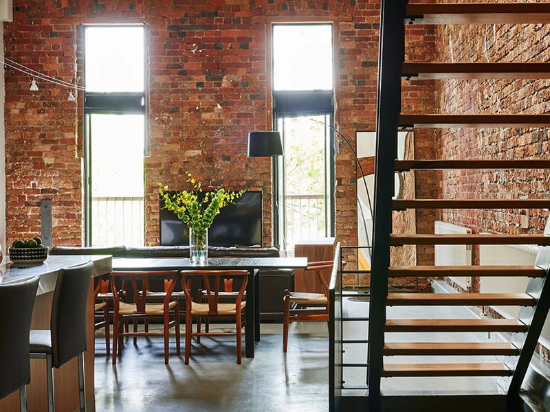 Spectacular furnished/unfurnished warehouse terrace 2