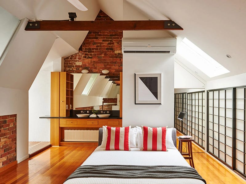 Spectacular furnished/unfurnished warehouse terrace 7