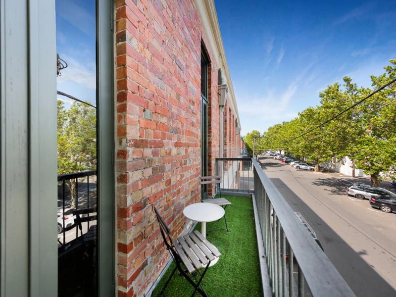 Spectacular furnished/unfurnished warehouse terrace 10