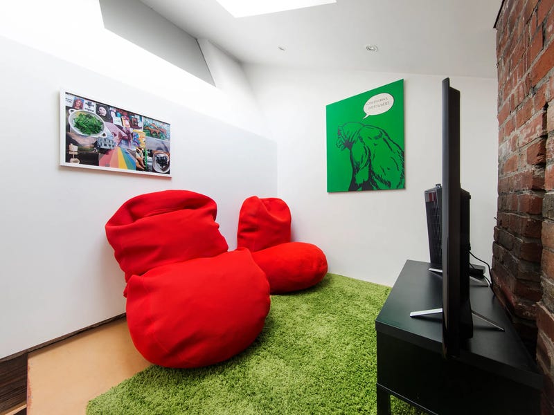 Spectacular furnished/unfurnished warehouse terrace 16