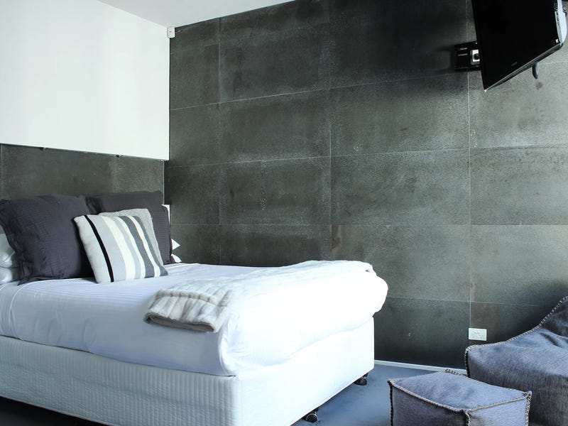 Ultra modern furnished home – 9
