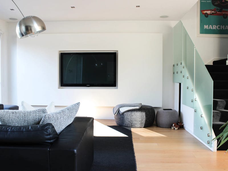Ultra modern furnished home – 15