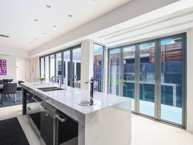 Ultra modern furnished home – 21