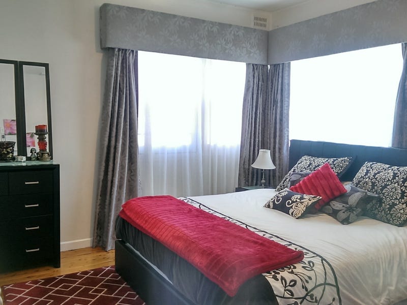 LEASEDCharacter home with Amazing views 8