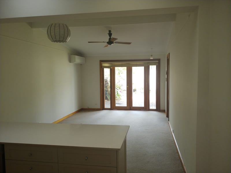 Delightful 2 bedroom house in 4