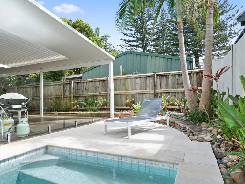 Modern and spacious 5-bedroom home 3