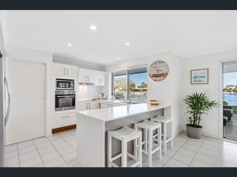Waterfront Home 6
