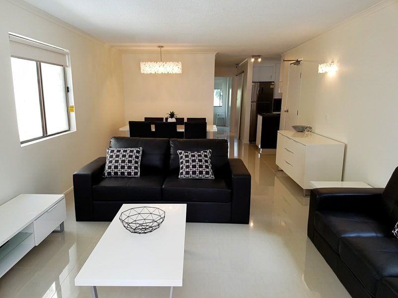 Modern Furnished unit in the heart of Surfers Paradise