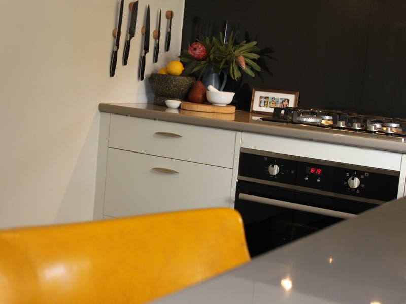 Blissful ground floor fully furnished 5