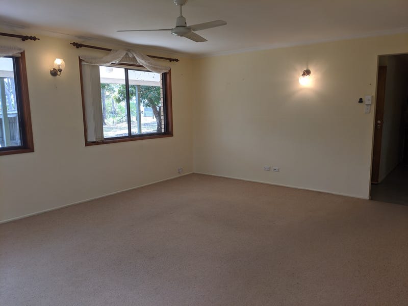 Large Family Home on Acreage 3