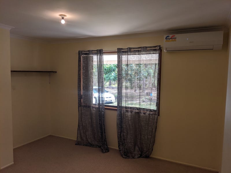 Large Family Home on Acreage 9