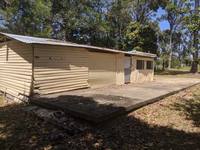 Large Family Home on Acreage 12