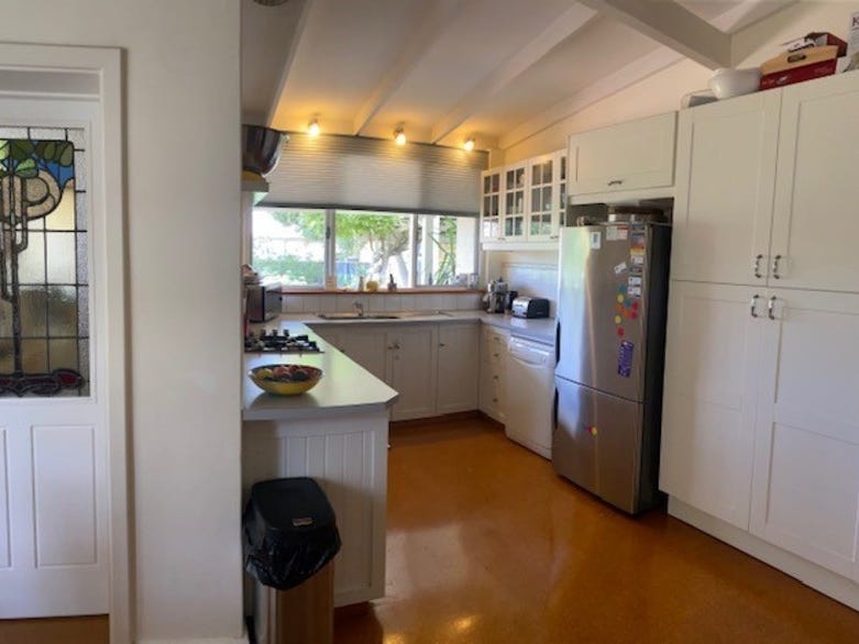 Delightful Family Home on the 4