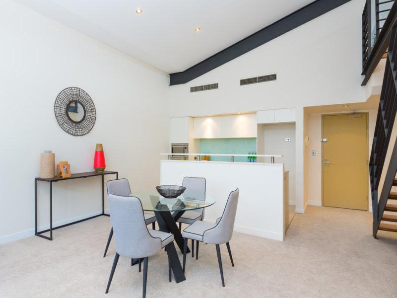 Executive 3-Bedroom 2-Storey Penthouse – 2