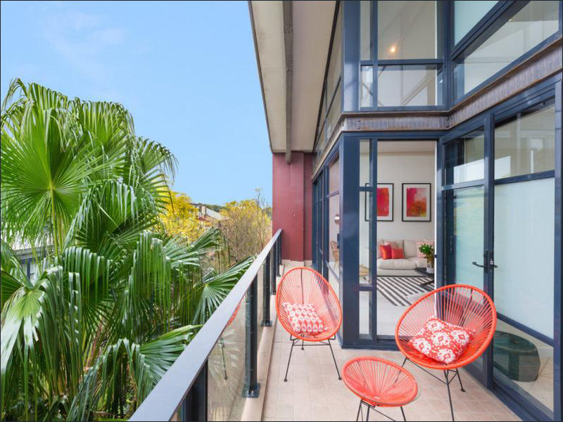 Executive 3-Bedroom 2-Storey Penthouse – 5