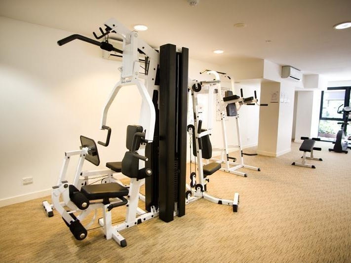 Executive 3-Bedroom 2-Storey Penthouse – 9
