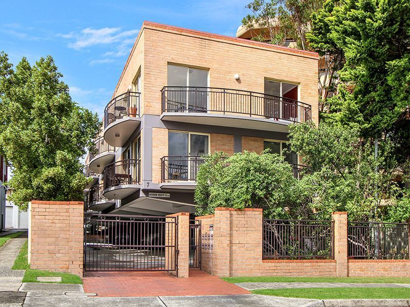 Outstanding location – DEPOSIT TAKEN.