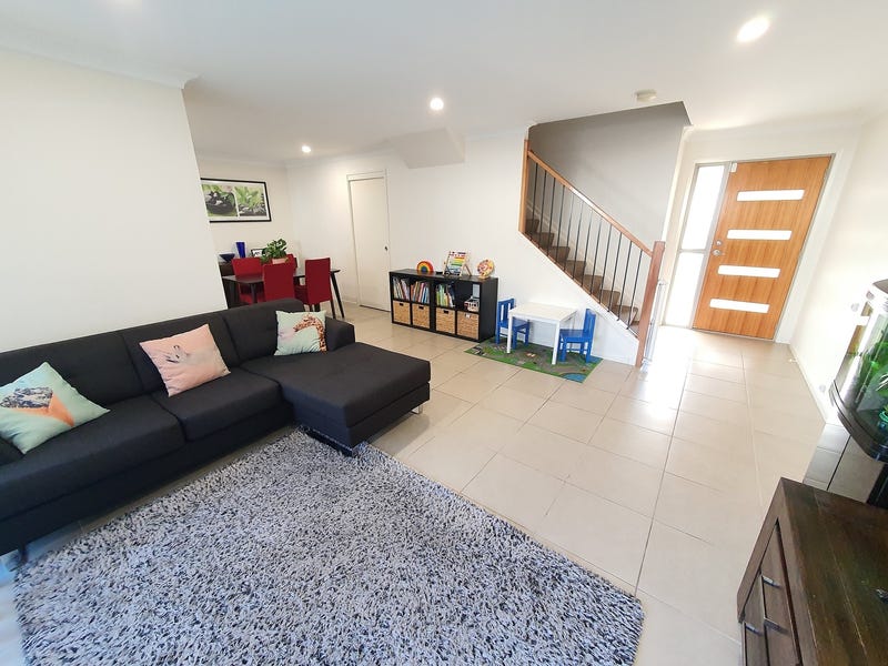 Spacious, light filled 3 bedroom 5