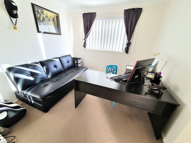 Spacious, light filled 3 bedroom 17