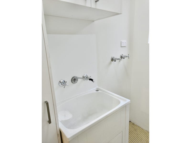 Fully Renovated Gem 13
