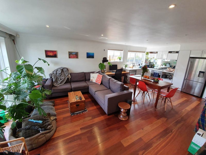 House LEASED