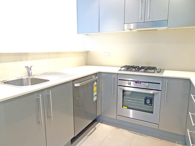 Spacious and Bright Executive Apartment 2