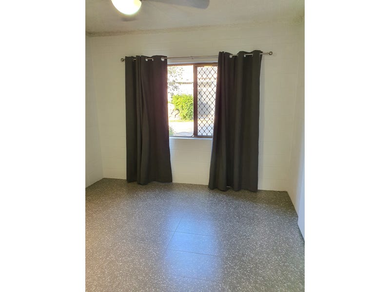 Newly refurbished 1brm unit in 5