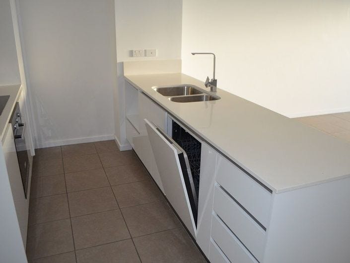 Hot Spot | Unfurnished | 7
