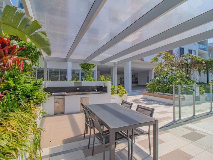 Hot Spot | Unfurnished | 24