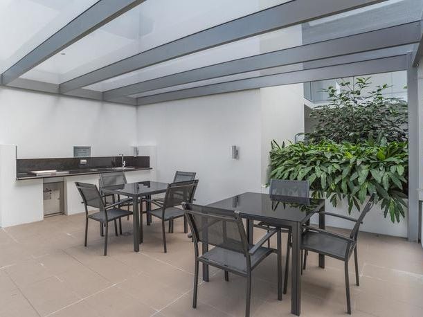 Hot Spot | Unfurnished | 25
