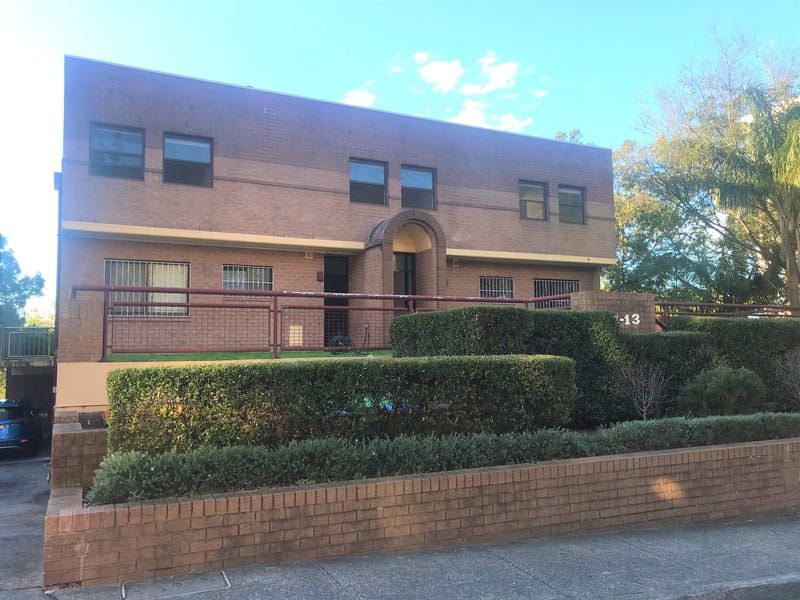 Penthouse with panoramic views – Deposit taken