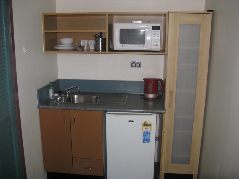 Furnished 1 br student apartment 7