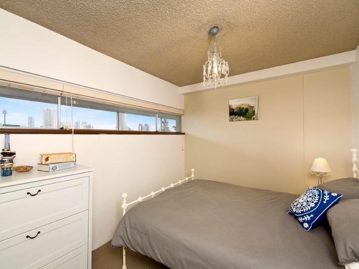 Light filled 1 bedroom with 5