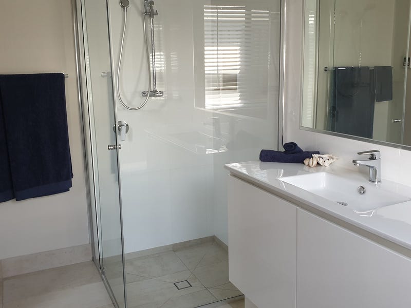 FURNISHED EXECUTIVE HOME IN SOUGHT 12
