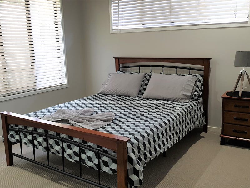FURNISHED EXECUTIVE HOME IN SOUGHT 14