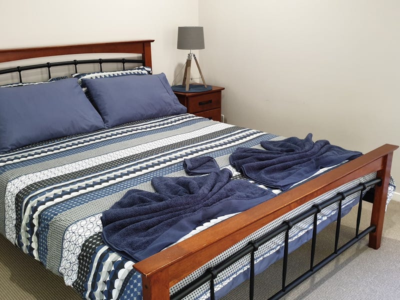 FURNISHED EXECUTIVE HOME IN SOUGHT 16