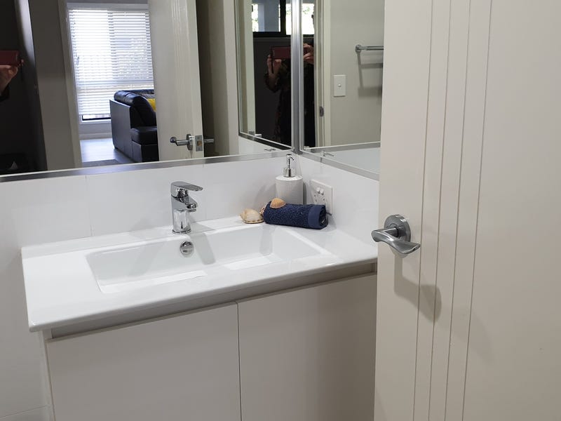FURNISHED EXECUTIVE HOME IN SOUGHT 17