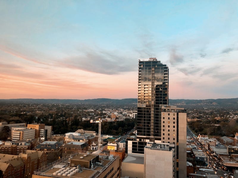 Furnished Apartment next to Rundle 4