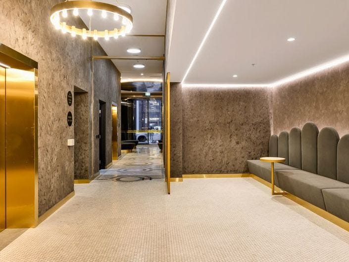Furnished Apartment next to Rundle 23