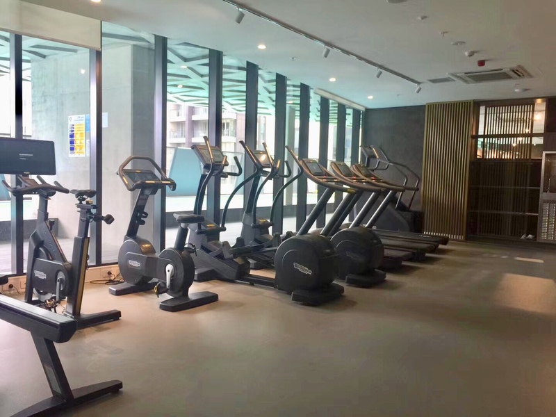 Furnished Apartment next to Rundle 31