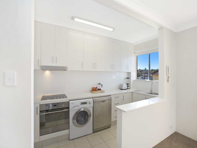 Bright Airy with Water Views 5