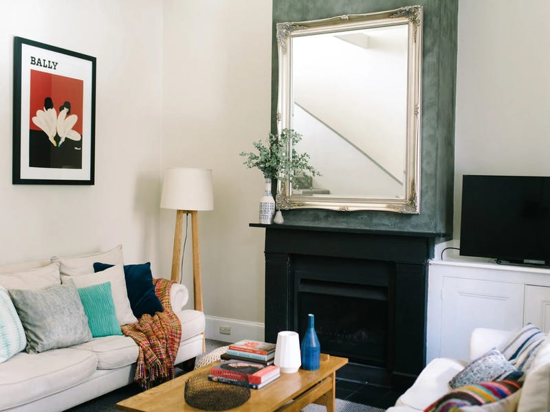 Furnished terrace in the heart 13