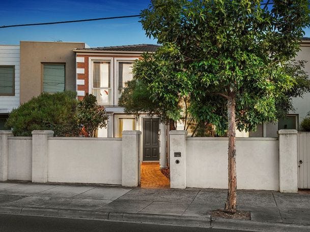 Affordable Townhouse with 3 Bedrooms – Leased