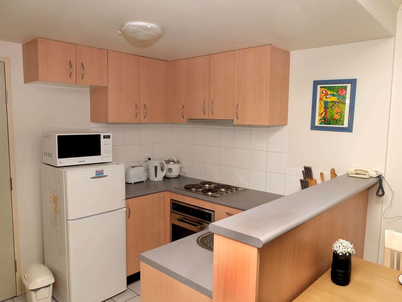 Secure and Bright Furnished 2 2