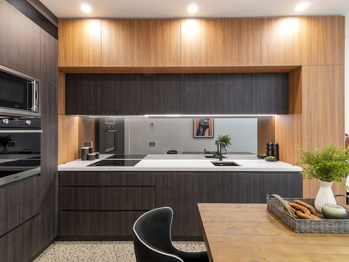Live in Luxury – Inner 3