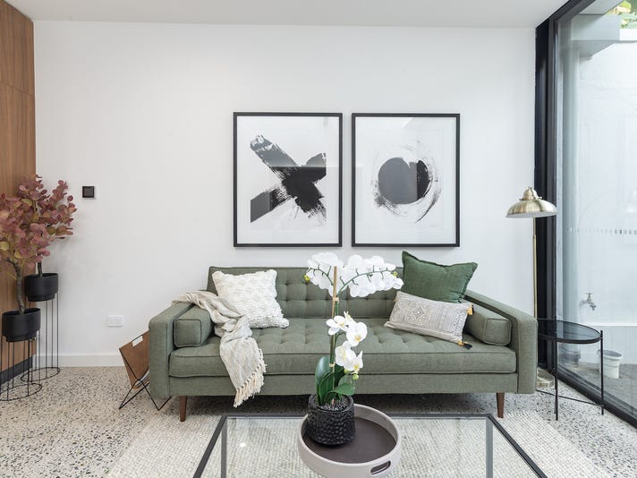 Live in Luxury – Inner 7