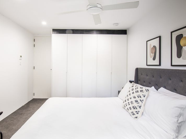 Live in Luxury – Inner 19
