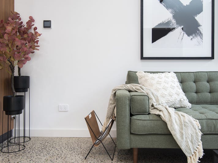 Live in Luxury – Inner 25